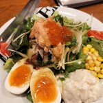 Mekikinoginji - 海鮮サラダ