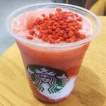 スターバックスコーヒー - ストロベリー&パッションティーフラペチーノ