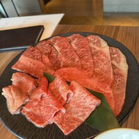 焼肉うしごろ 新宿三丁目店 - 