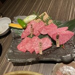 炭焼肉 石田屋。 - 