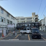 Oyaji - 駐車場・正面3台