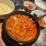 韓国家庭料理 東大門タッカンマリ - 