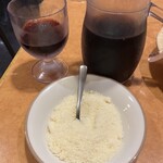 サイゼリヤ - これでワイン飲む？^ ^