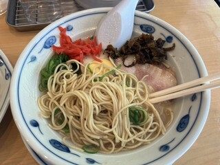 Shibuya Sanchoume Raamen - スープ少ない！