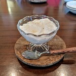 中華食堂つなしま - 杏仁豆腐