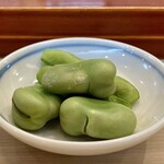 寿司 髙はし - 茹でたそら豆と枝豆