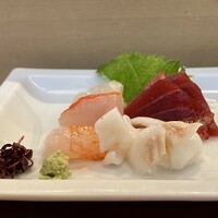 寿司 髙はし - お刺身ミニサイズ（ゲソ、鮪赤身、甘海老、鯛）