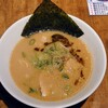 Motsunabeya Kassan - 令和6年4月 ランチタイム(11:30〜15:00)
                とんこつラーメン 税込500円