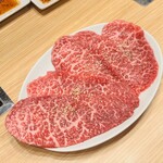 焼肉乃 富士吉 - 上ロース赤(シンシン)