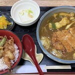 Tomoe Ya Shiyoku Dou - かつカレーうどん定食900円の天丼