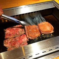肉亭ふたご iki 新宿店 - 中落ちタン＆厚切りタン