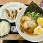 吉備サービスエリア下り線フードコート - 