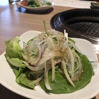 近江うし 焼肉 にくTATSU 青山本店 - 