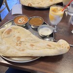 ターリー屋 - ２色カレー定食850円