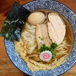 麺匠 而今 - 醤油らぁめん・麺大盛・味玉