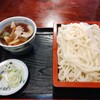 手打ちうどん・そば 子亀 - 料理写真:肉せいろうどん880円