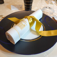 ガストロノミー ジョエル・ロブション - ナプキンはリボン掛け