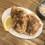 肉汁餃子と190円レモンサワー しんちゃん - 