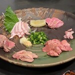 地どり炭火焼 鳥まる - 鳥刺し５種盛り