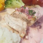 キッチン ブルー グローブ - だが、めかじきはステーキの様、箸では切れません！？