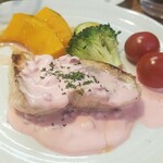 キッチン ブルー グローブ - 正面から、ソースはたっぷり！！