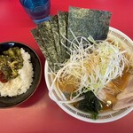 家系ラーメン 佐々喜家 - 