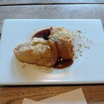 玉峰館 - ウエルカムスイーツのわらび餅　トロトロです