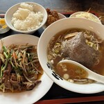 大府 - ニラレバ定食