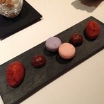 リベルテ・ア・ターブル・ド・タケダ - プチフール