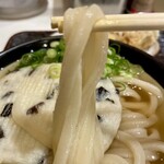 うどん 丸香 - 優しく角の立ったモッチモチのうどん