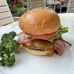 フランクリン・アベニュー - ベーコンチーズバーガー（ラージサイズ）1910円