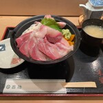 しゅん - ランチ丼、鰤丼950円