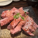 炭火焼肉 ホルモン にく式 - 