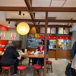 博多ラーメン はかたや - 店内の様子