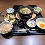 博多水炊き・鶏すき鍋 西新初喜 - 