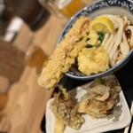 難波千日前 釜たけうどん - 