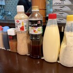 Tonkatsu Tarou - 各種調味料