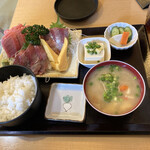 なか里 - 刺身盛り合わせ定食　1200円