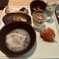 ブッフェアンドカフェ スロープサイドダイナー ザクロ - 