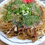 お好み焼き 燦々 - 肉玉そば