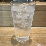 Sakana To Osake U N Tana - 芋焼酎 佐藤 白 ソーダ割り、825円