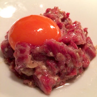 うしごろバンビーナ 恵比寿本店 - ユッケ