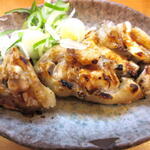 酒蔵 力 - 焼豚足ハーフ