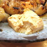 酒蔵 力 - 煮込みも豆腐は焼豚足のタレで