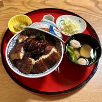 炭焼うな富士 白壁別邸 - 肝入り上うなぎ丼(限定)