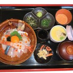 食事処 鷹勝 - 海鮮丼