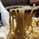 セキレイ - 麺にスープがよく絡み旨い！