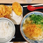 丸亀製麺 - 