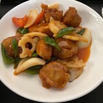 上海小籠館 - 黒酢の酢豚（お肉7個）