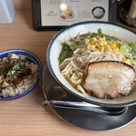 らぁ麺食堂Ｗ - 